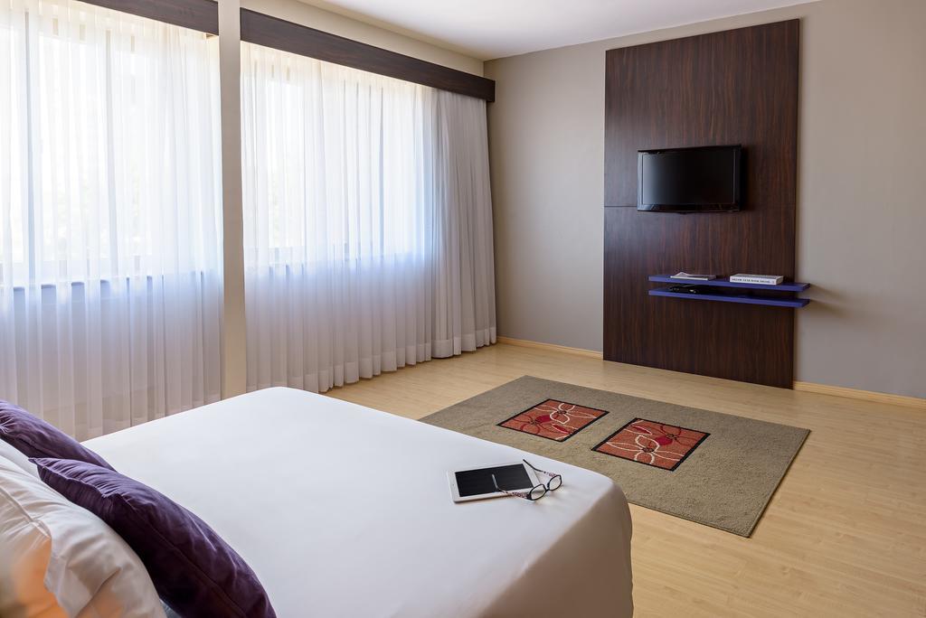 Mercure Prinz Hotel 4*